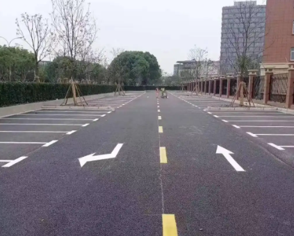 蘇州學校道路劃線專業施工，打造安全校園交通